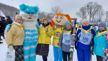Волонтеры приняли участие в Лыжне России 0