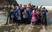 ​Серебряные добровольцы ГО Большой Камень организовали рыбалку детям-сиротам